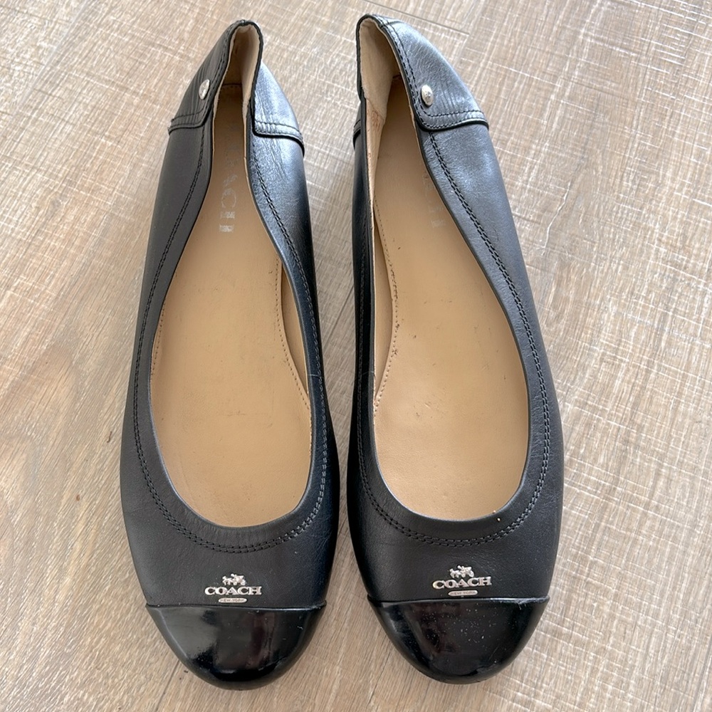 Coach flats